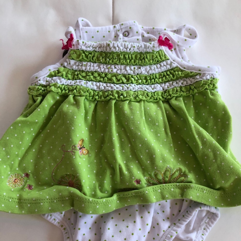 Baby clothes